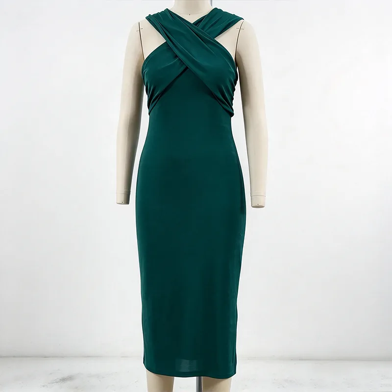 Figurbetontes Midikleid mit Kreuzausschnitt, drapierter Vorderseite und Seitenschlitz Figurbetontes Midikleid mit Kreuzausschnitt, drapierter Vorderseite und Seitenschlitz