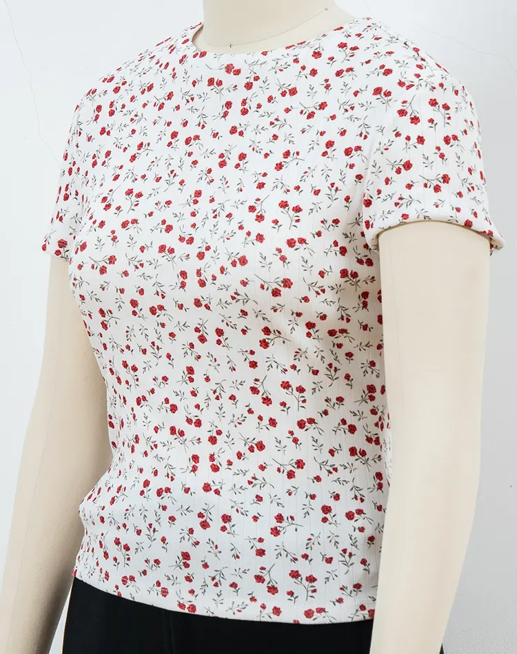 Fitted Crew Neck T-Shirt with Red Ditsy Floral Print